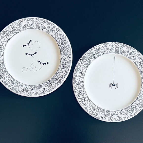 Two Halloween Dessert Plates - Spider and Bats - Picture 1 of 7